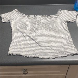 Stripe white and light grey crop top.